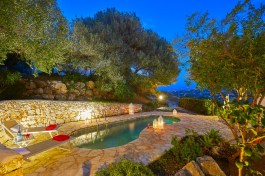 Villa Del sol in Sicily for Rent | Sunset at the swimming pool
